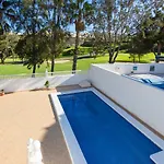 Ch Villa Golf Park La Marquesa