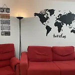 Traveler'S Beach Apartment With Sea View, Free Coffee & Parking