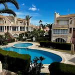 Stunning 2 Bed Apt Los Frutales Torrevieja