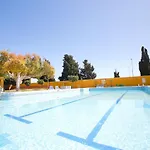 Low Cost Vacation House With Pool