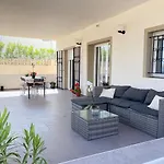 Denia'S Beach House - Ouanalao