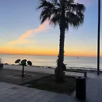 Capitan Friday Apartments