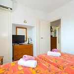 Apartment Sandra By The Sea