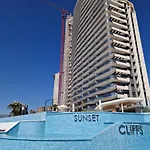 Stunning Apartment Sunset Cliffs