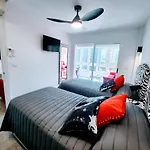 Casa Mi Lola