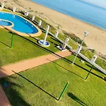 Apartamento En Primera Linea De Playa Con Piscina Y Garaje Gratuito