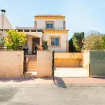 Velo Villa W/ A/C, Free Wi-Fi & Pool Near Benidorm