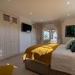 Villa Ayora