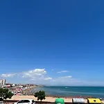 Parque Aromatico Con Dos Piscinas
