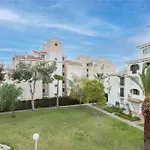 Beautiful Apartment With 2 Bedrooms Close To Beach
