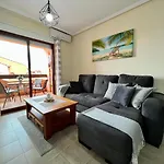 2Bdr Apartment 0.9M From Beach