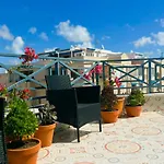 Sunny Apartment