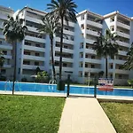 Casa En Urb. Con La Piscina Mas Grande De Javea.