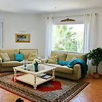 Planta Baja De Villa En Javea, Reserva Minima 10 Noches