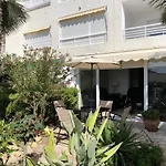 Luxe Beach Four By Gloove
