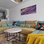 Paradise Premium Apartment