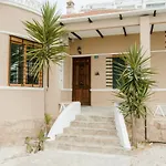 Villa Bahari By Seaward Suites