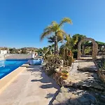 Villa 'Vista Del Mar' With Private Pool And Incredible Sea View!