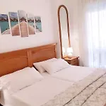 Benidorm La Cala Primera Linea De Playa Sidney