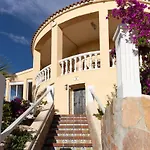 Villa Oliva