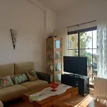 Olivos Holiday Home