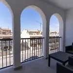 Rentafive Gran Casa Reformada Terraza