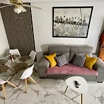 Casa De La Luna Torrevieja