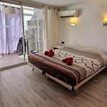 Appartement Rosa N&B Met Groot Terras Met Zeezicht -70M Van Strand