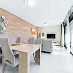 Apartment By The Sea