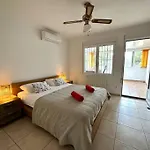 Casa Maria Granadella, Three Bedroom Villa With Private Pool