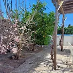 Ferienhaus In Meeresnaehe, Privater Pool, Garten Und Kostenlose Fahrraeder