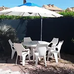 Ferienhaus In Meeresnaehe, Privater Pool, Garten Und Kostenlose Fahrraeder