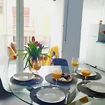 Apartment Dinamarca With 2 Bedrooms, 50 Mts From The Beach