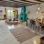 Villa Bahamas - Your Very Own Fairytale Vacation Palace