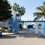 Cala Blanca Studio, By Bookindenia