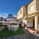 Sunny House Torrevieja With Communal Pool And Garden