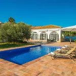 Villa Garlanda - Plusholidays