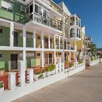 Flamingo Apartment