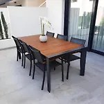 Balcon De La Laguna Ground Floor 3 Bedroom - By Oyoostays