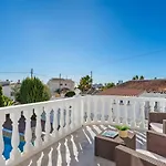 Villa K9 Ortenbach