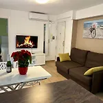 Cozy Apartment In The Center Of Benidorm Old Town