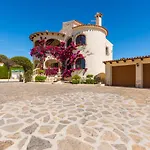 Villa Agudin - Plusholidays