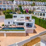 Villa Moderna - Plusholidays