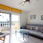 Corinto 2428