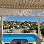 Neu Renovierte Villa Mit Privatem Pool Fusslaeufig Zum Meer