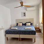 Beatrix Apartment