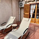 Beatrix Apartment