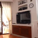 Punta Marina 1135, Luxury 2 Bed, 2 Bath Appt Wifi,Air Con,Overlooking Pool