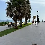 Amazing 3 Bedrooms Apartment With Pool Next To The Sea