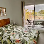 Palm Beach Paradise - Private Access To The Beach